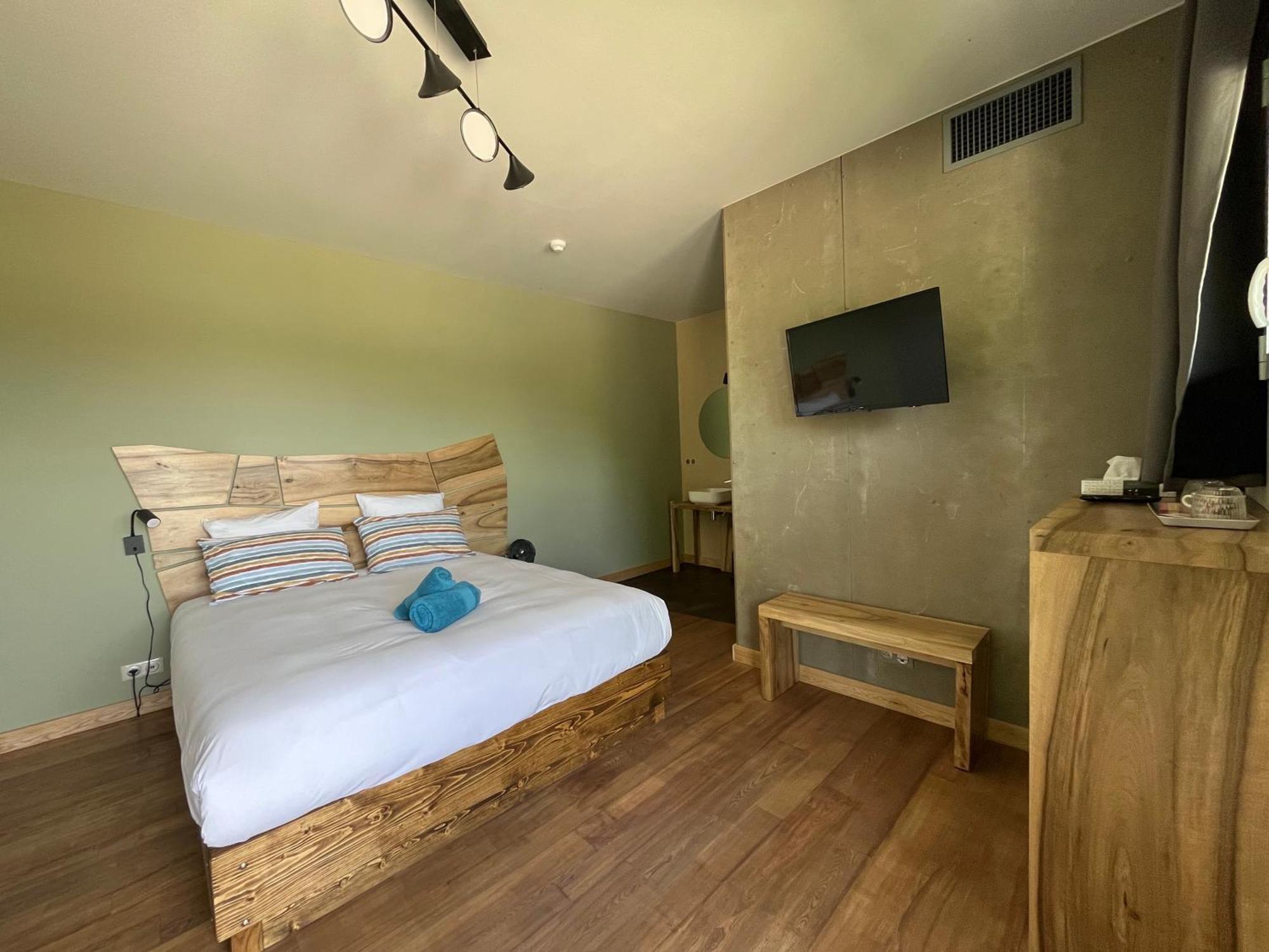 Hotel En Tilleul Pont-du-Navoy Экстерьер фото